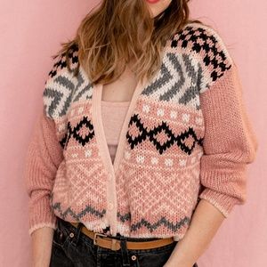 VINTAGE pink pattern cardigan sweater